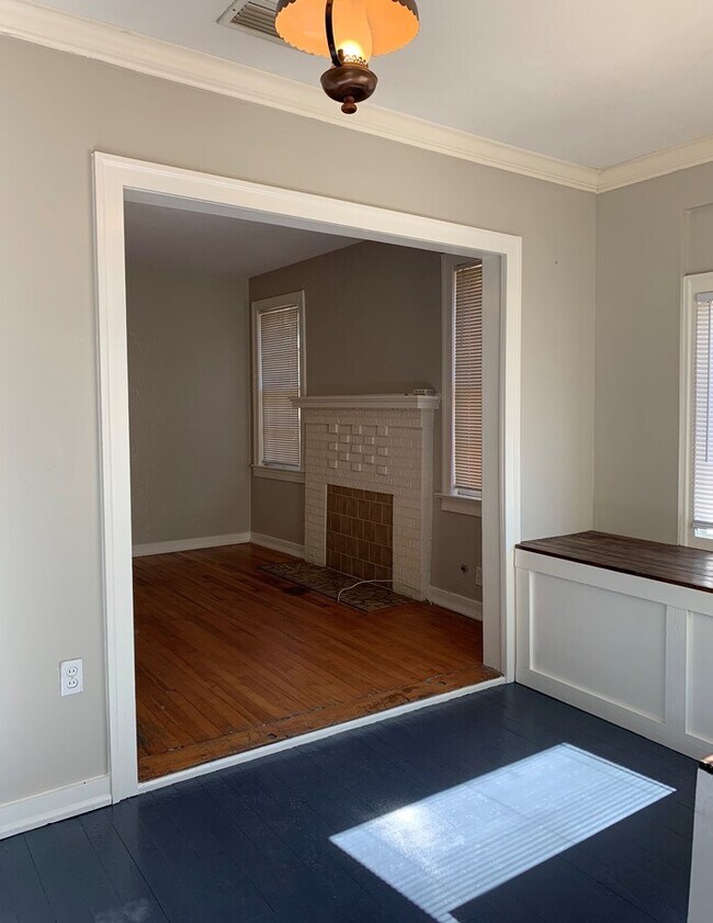 Building Photo - Charming Corner-Lot Home with Huge Fenced Yard & Detached Garage