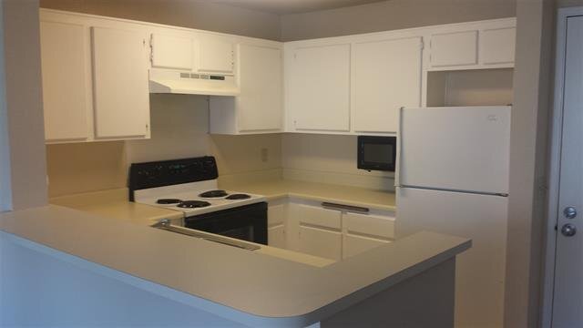 Building Photo - 3520 Lebon Dr