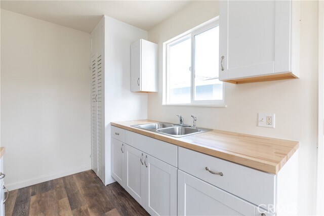 Building Photo - 2218 Placentia Ave