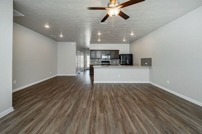 Building Photo - 1129 Trellis Pass