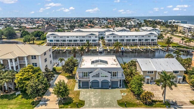 Building Photo - 276 Lewis Cir