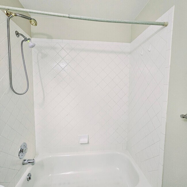 Building Photo - 8224 Horn Run Rd