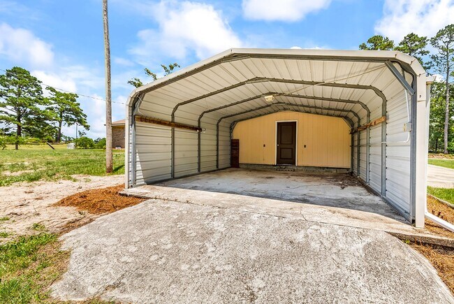 Building Photo - 1354 Rogers Rd