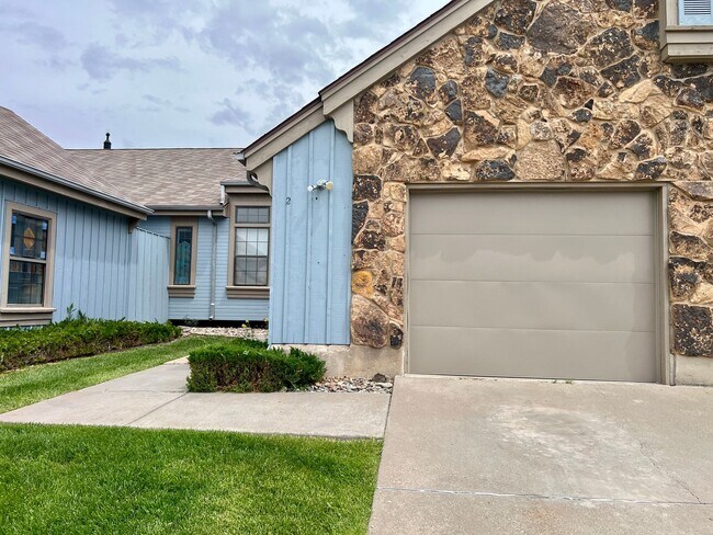 Building Photo - Town for Rent in Battlement Mesa