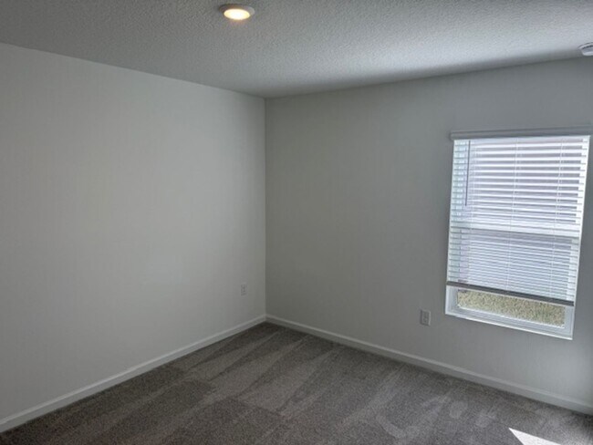 Building Photo - New Construction Rental, Conveniently Located near Cathedral Oak & First Coast Expressway