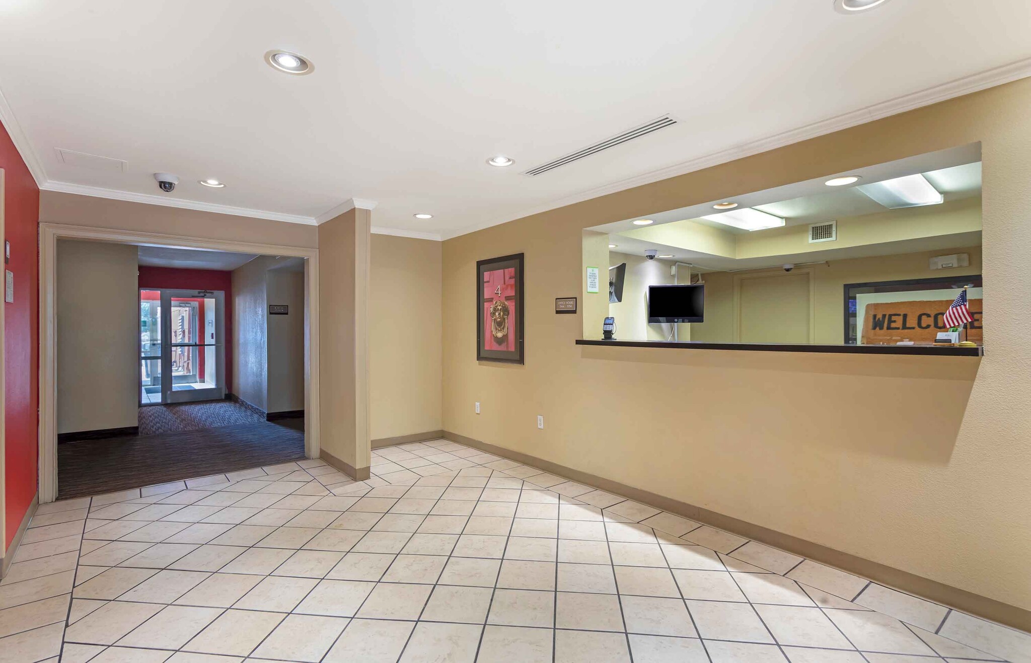 Building Photo - Furnished Studio-Memphis - Airport