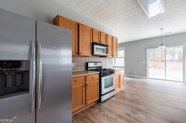 Building Photo - 3290 Cooper Woods Dr