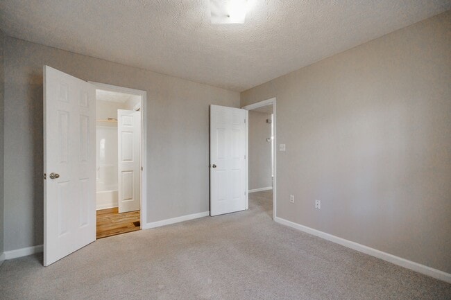 Building Photo - Charming 3-Bedroom Brick Home in Oconee County