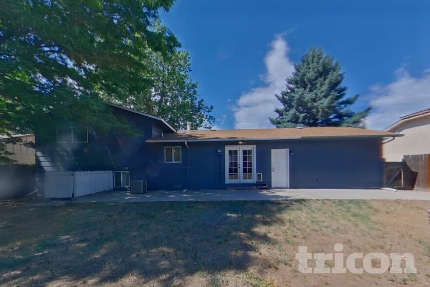 Building Photo - 4615 El Camino Dr