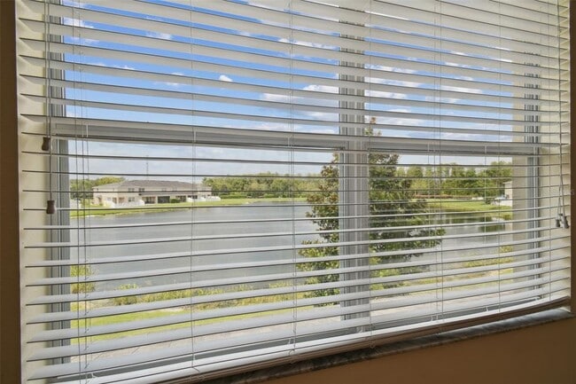 Building Photo - 11981 Greengate Dr