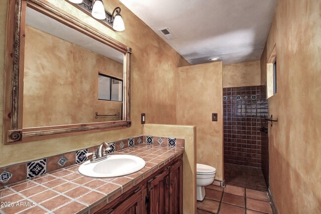 Building Photo - 14837 N El Sobrante Ave