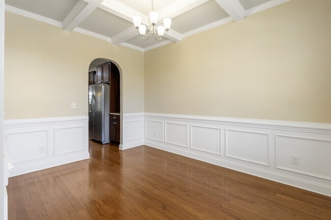 Building Photo - 223 Samuel Nicholas Dr