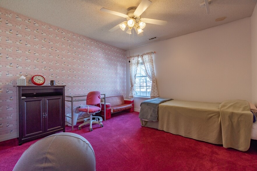 3rd bedroom - 2780 E Hardy Ln