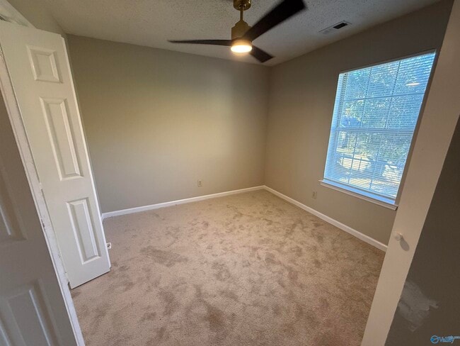 Building Photo - 109 Highwood Ct