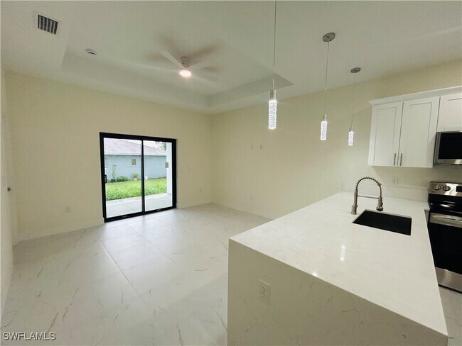 Building Photo - 149 Meadow Rd