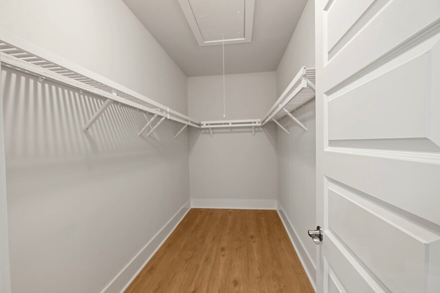 Building Photo - 2648 Balena Dr