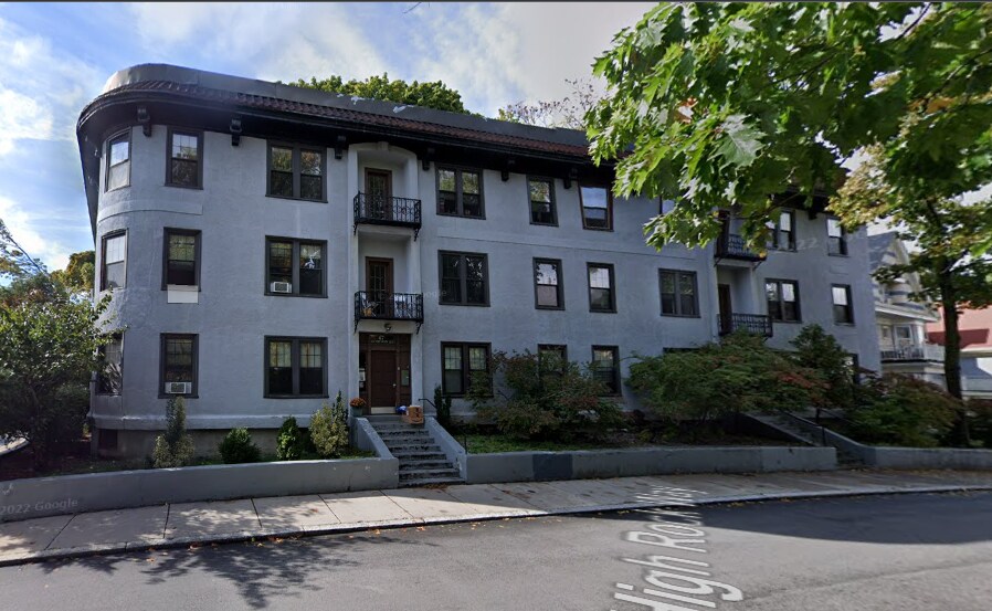 Primary Photo - 47 Gordon St