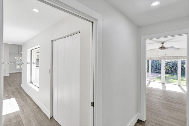 Building Photo - 12020 SW 93rd St