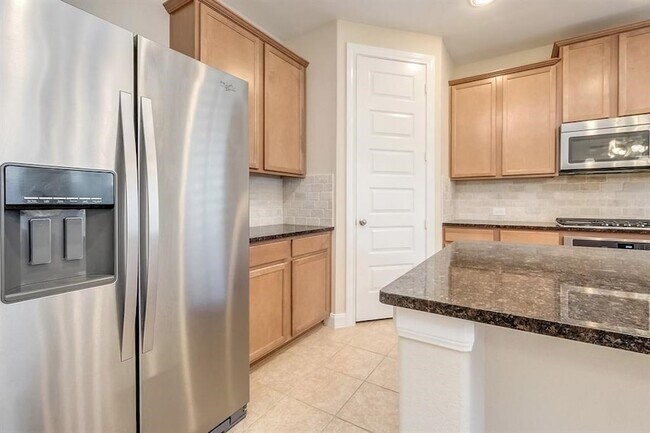 Building Photo - 22614 Birch Ridge Meadow Dr
