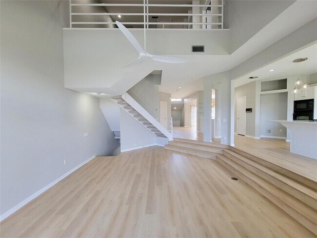 Building Photo - 18309 Sandy Cove Dr