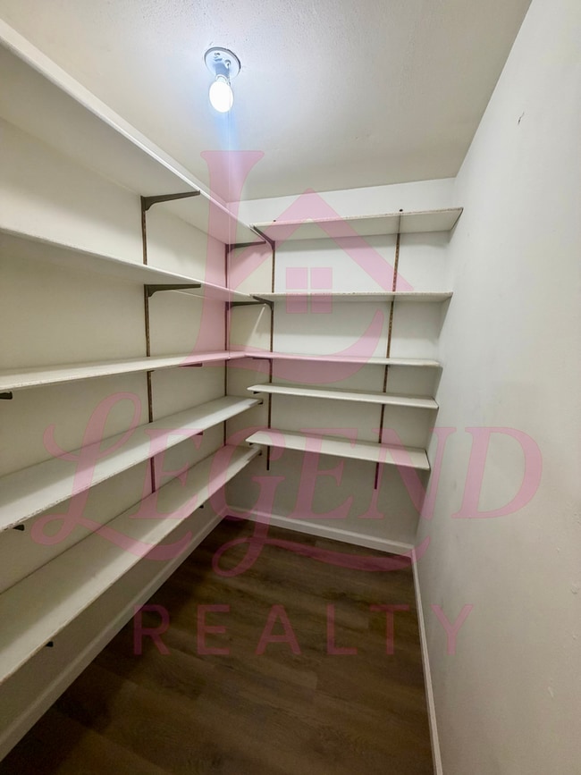Building Photo - Adorable 2 Bedroom 1 Bathroom Home In St. Ann!!!