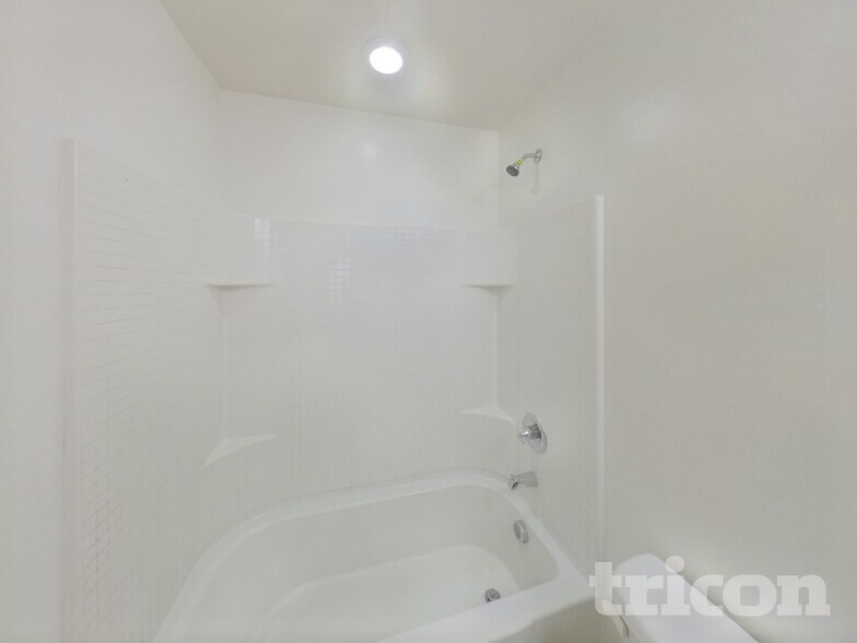 Building Photo - 4804 W Leodra Ln