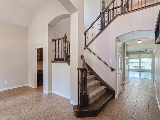 Building Photo - 508 Hidden Brook Ln