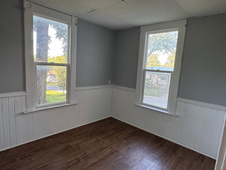 Building Photo - 1127 N Ripley St