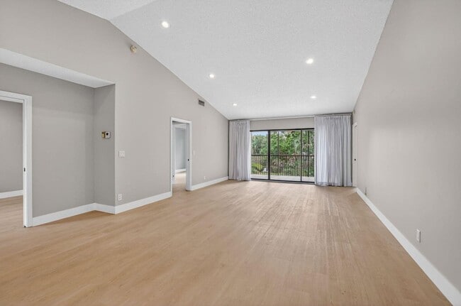 Building Photo - 6769 Montego Bay Blvd