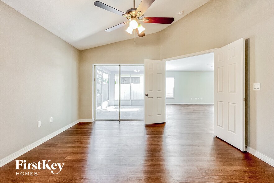 Building Photo - 2162 Brandon Park Cir