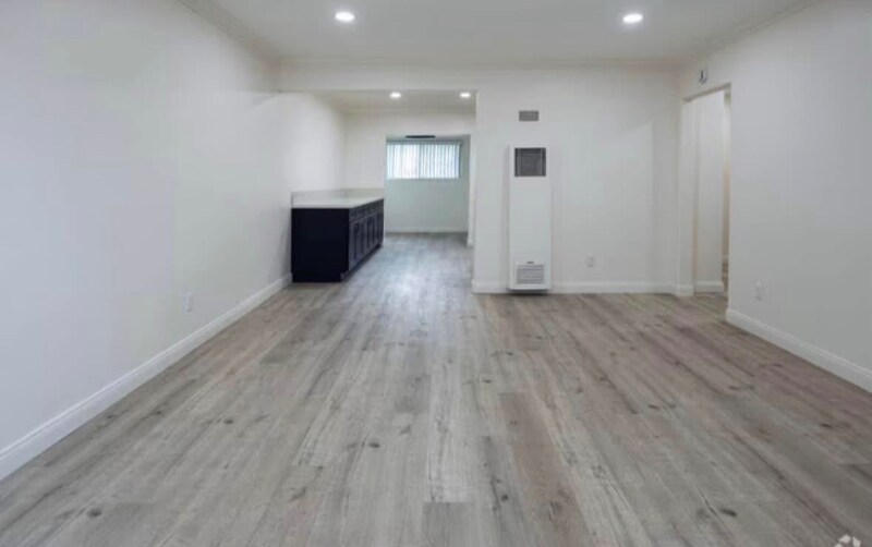 Building Photo - 1401 Superior Ave