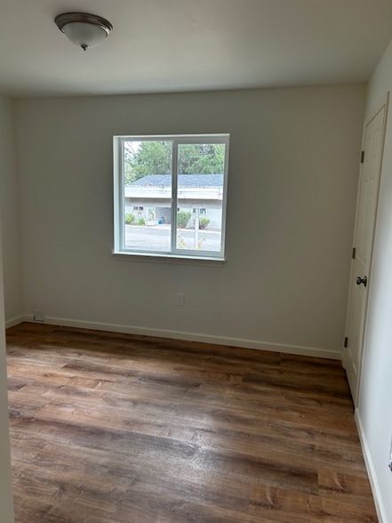 Building Photo - 376 Harriet St