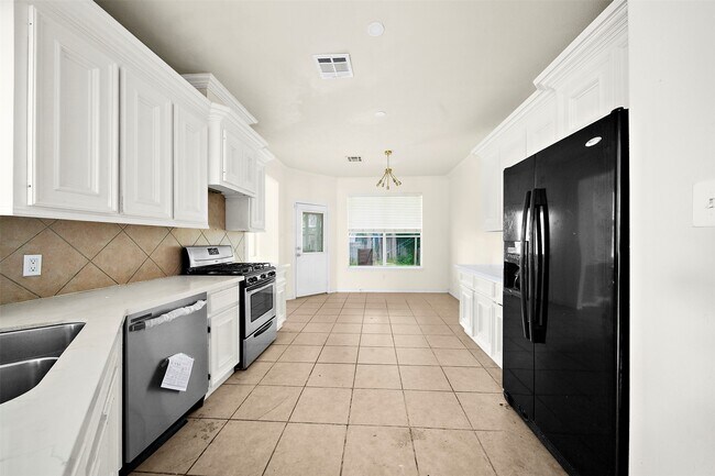 Building Photo - 3603 Lauderwood Ln