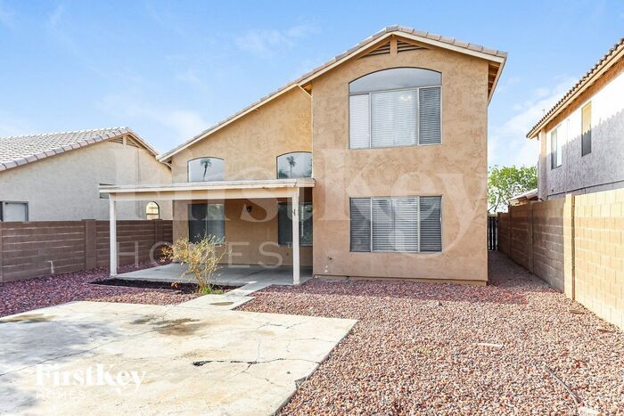 Building Photo - 8222 W Voltaire Ave