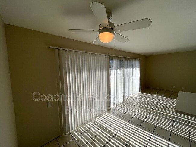 Building Photo - 550 El Cielo Rd