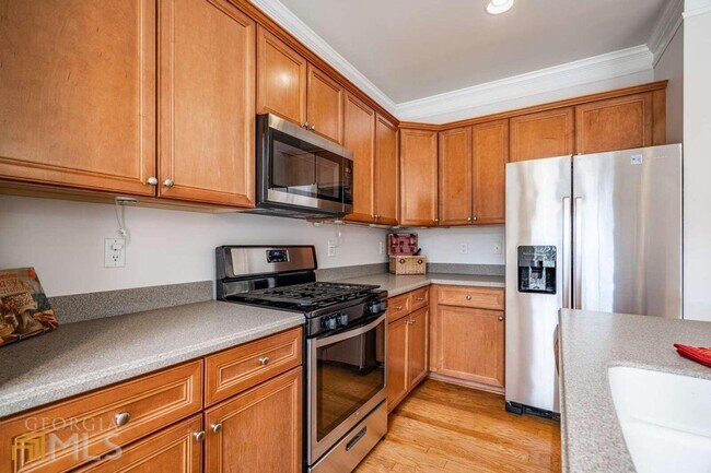 Building Photo - 1732 Highlands View Dr