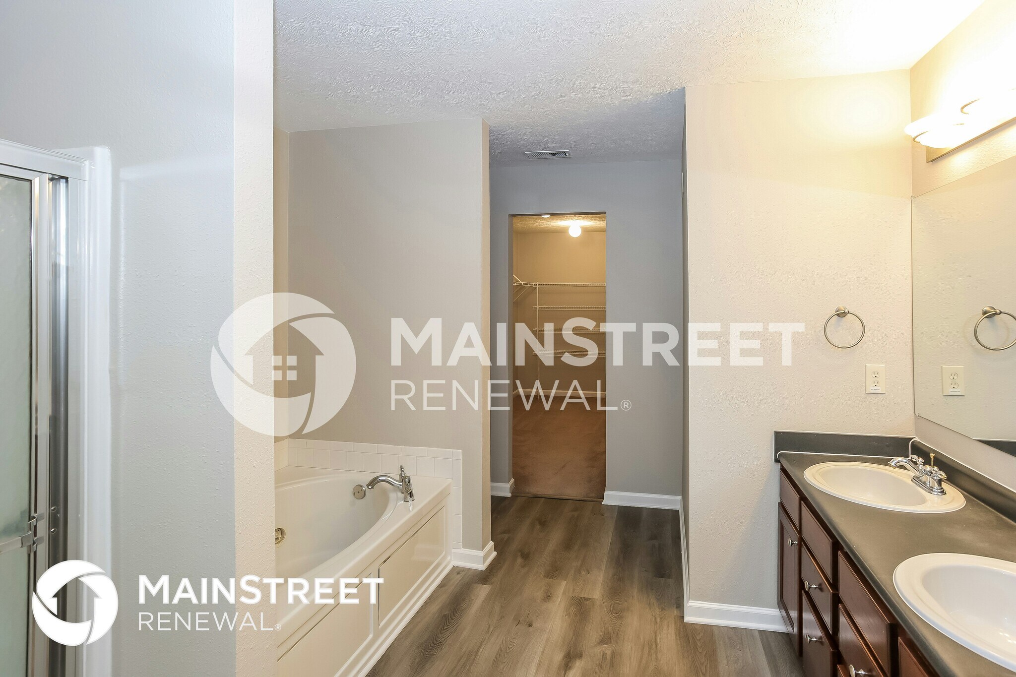 Building Photo - 715 Capstone Ave