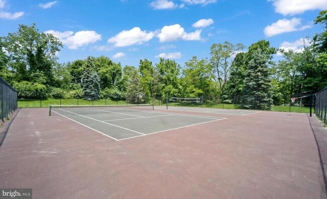 Building Photo - 61 Ramsgate Ct