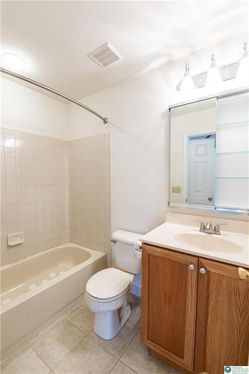 Building Photo - 5811 Fresh Meadow Dr