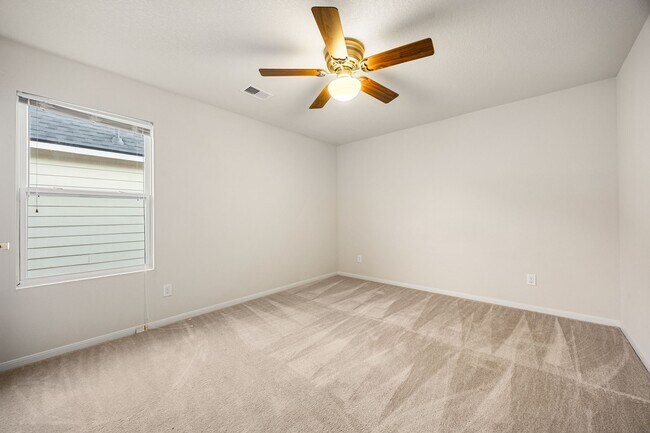 Building Photo - 18107 Fairhope Oak St