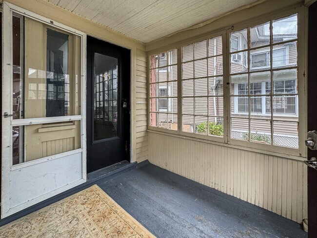 Building Photo - 55 Myrtle Ave