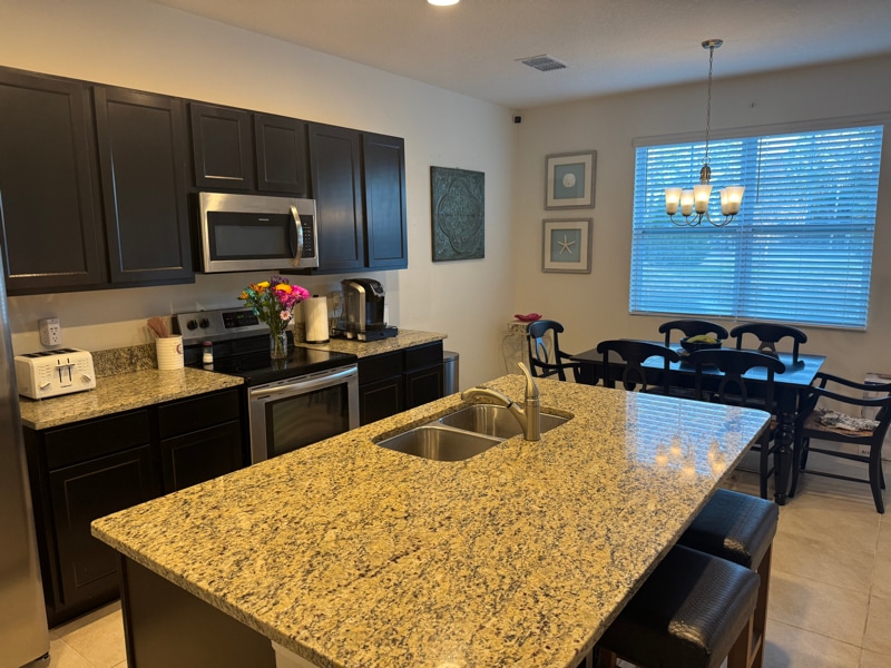 Building Photo - 1690 Coulter Ln