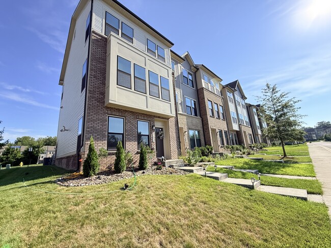 Building Photo - 3491 Cormorant Dr