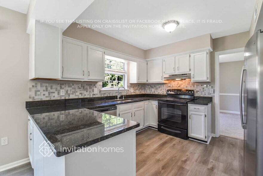 Building Photo - 5428 Dowgate Dr