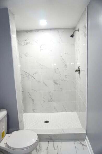 Building Photo - 4917 Manheim Ave