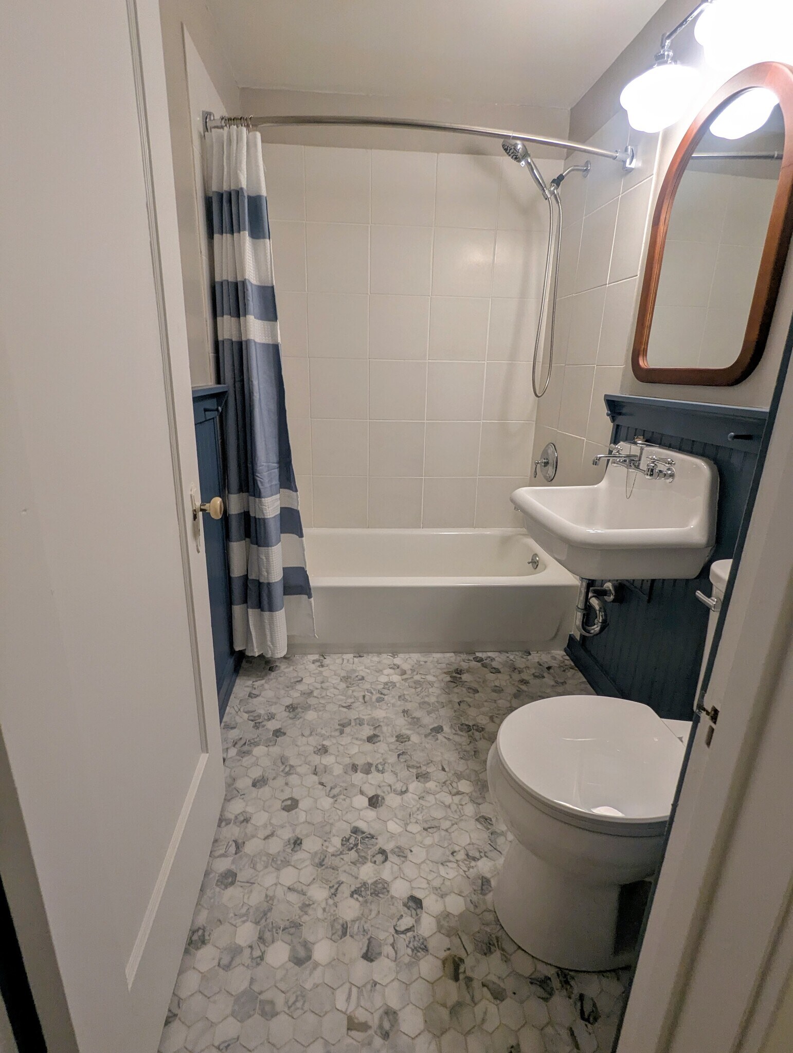 Bathroom - 2727 T St