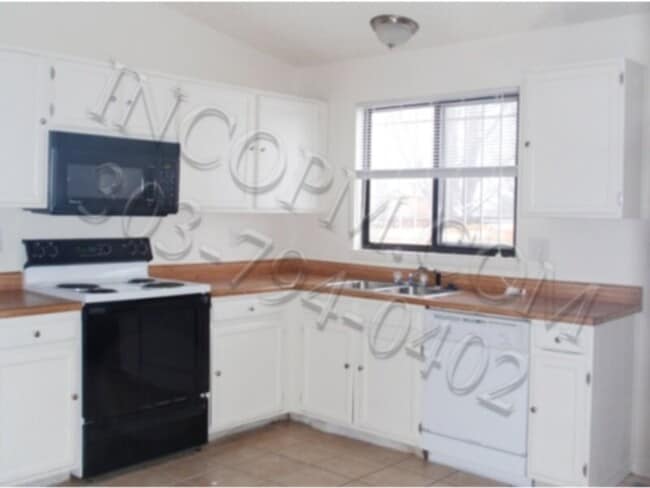 Building Photo - 14279 E 51st Ave