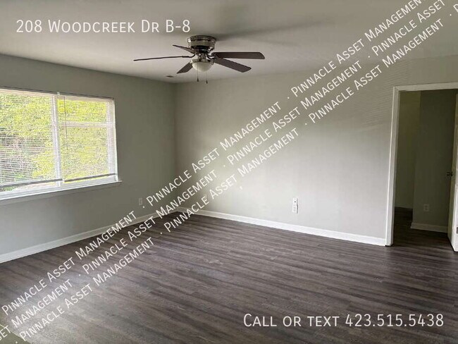 Building Photo - 208 Woodcreek Rd