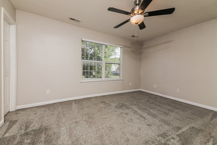 Building Photo - 248 Weststone Blvd