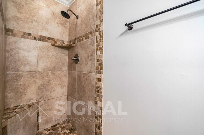 Building Photo - 3417 Wisterwood Ln